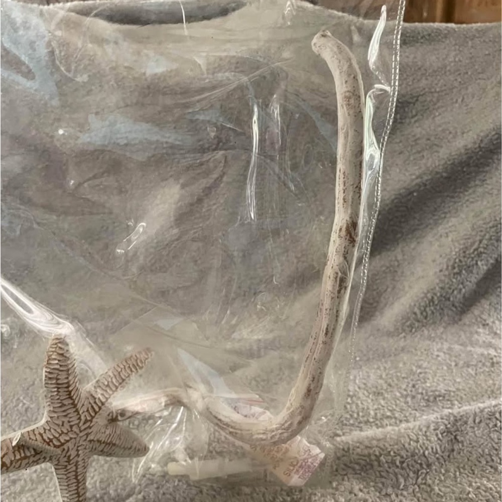 Starfish Toilet Tissue Holder - Cream - Picture 6 of 6